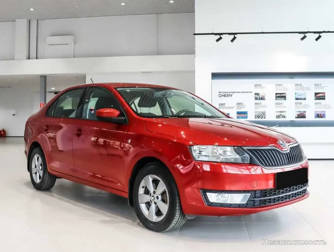 Skoda Rapid 2014 с пробегом — фото 3