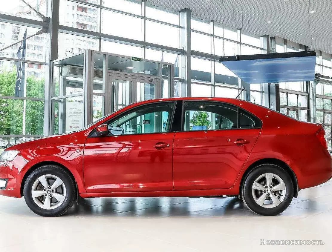 Skoda Rapid 2014 с пробегом — фото 8