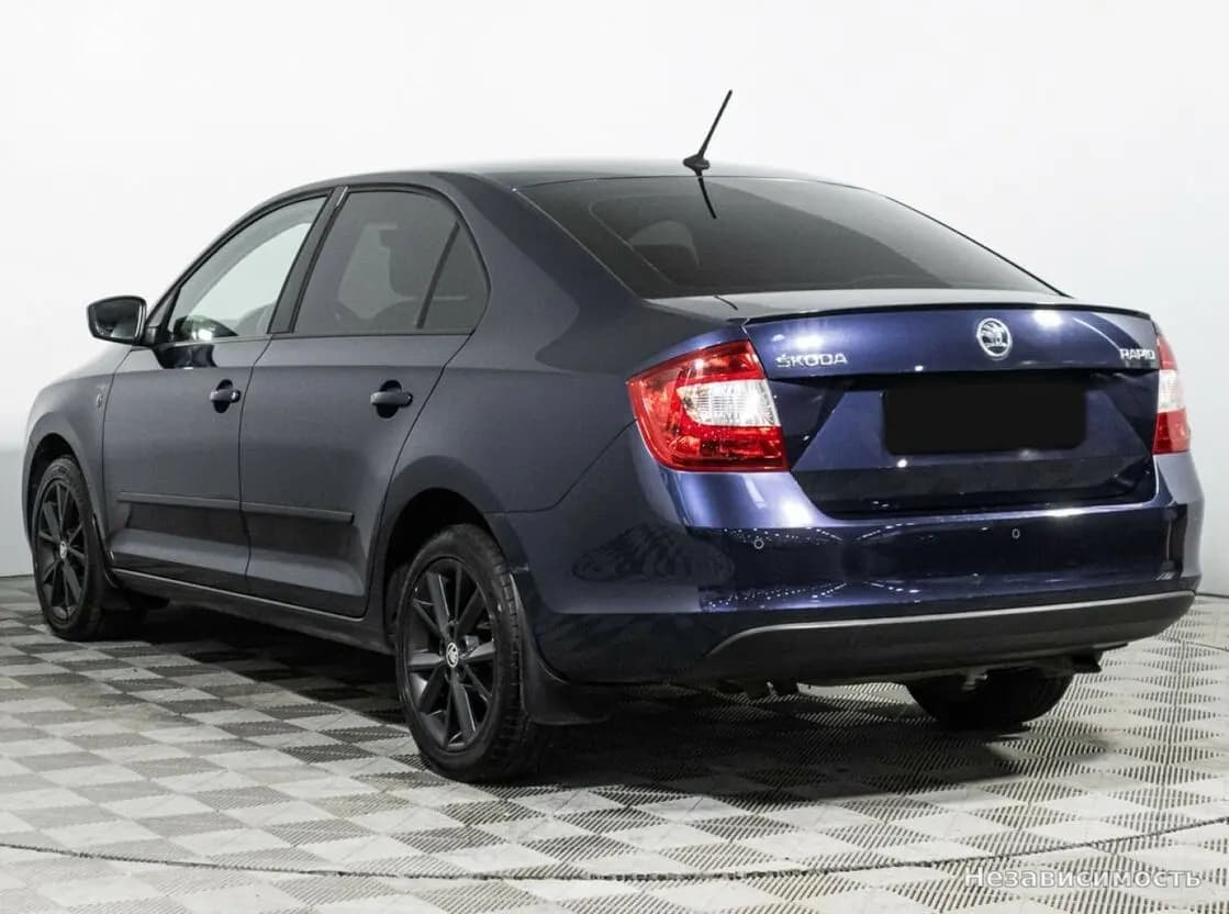 Skoda Rapid 2016 с пробегом — фото 7