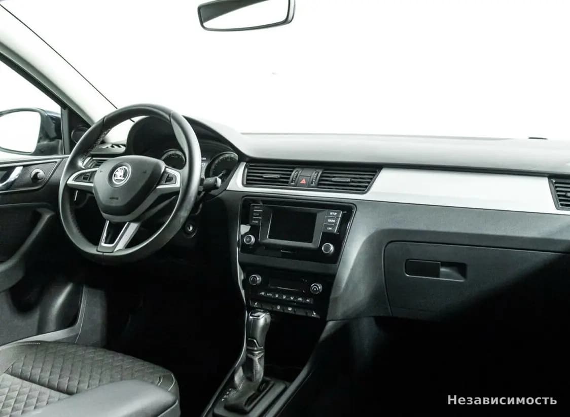 Skoda Rapid 2016 с пробегом — фото 9