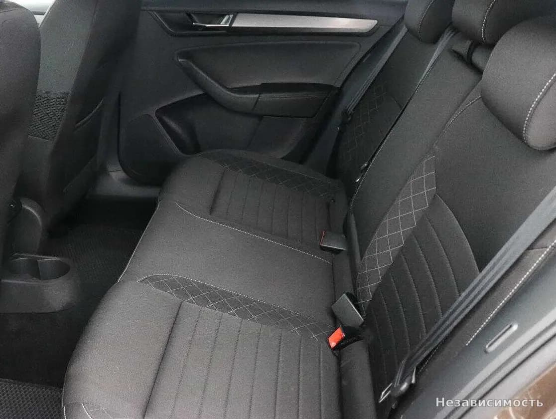 Skoda Rapid 2019 с пробегом — фото 9