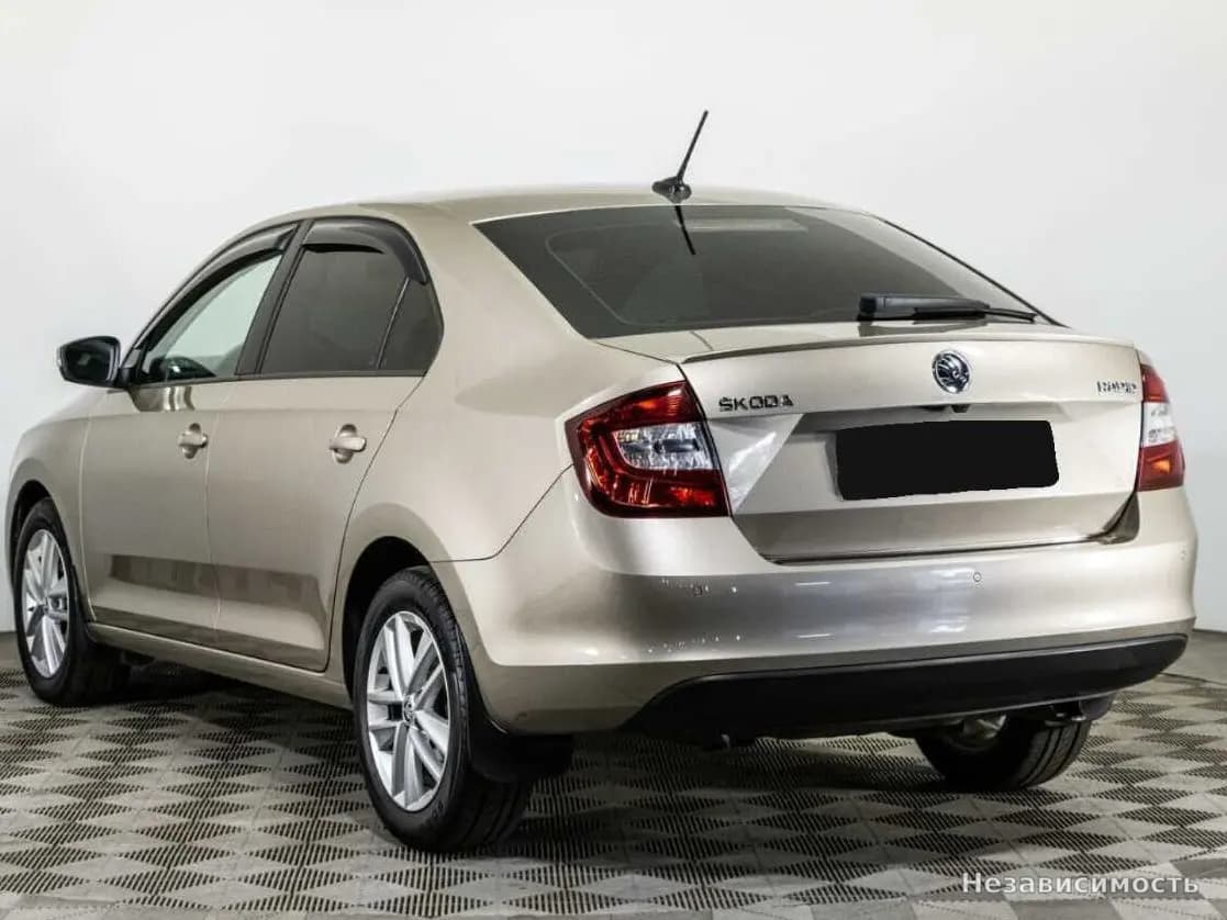 Skoda Rapid 2019 с пробегом — фото 6