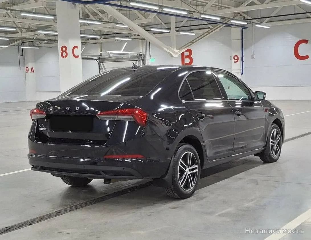 Skoda Rapid 2022 с пробегом — фото 5