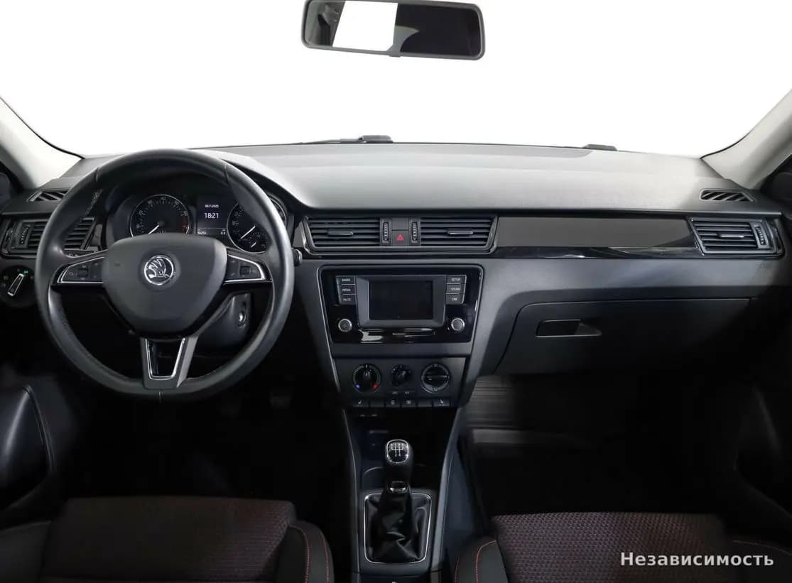 Skoda Rapid 2015 с пробегом — фото 8