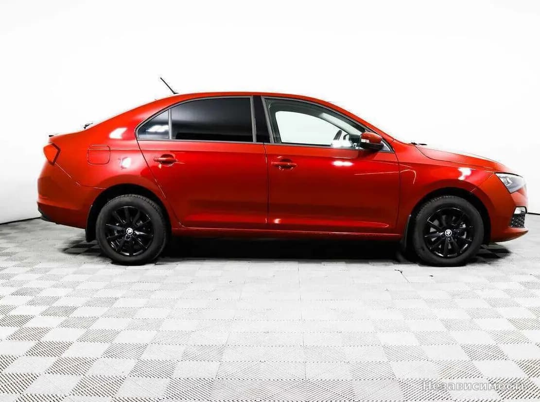 Skoda Rapid 2022 с пробегом — фото 4