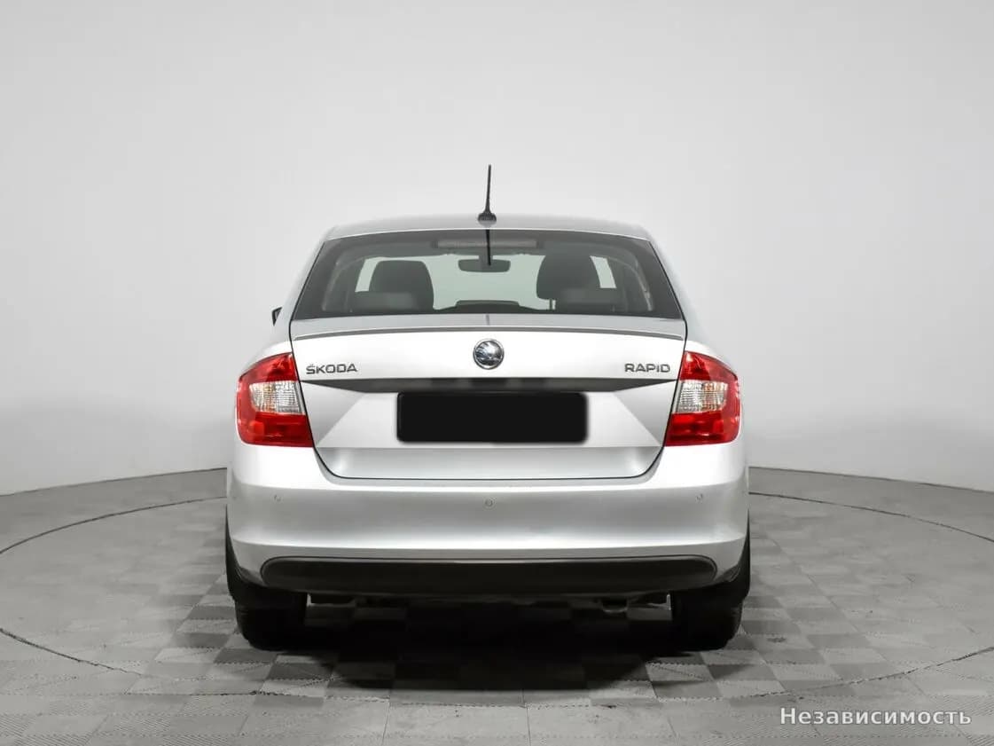 Skoda Rapid 2017 с пробегом — фото 6