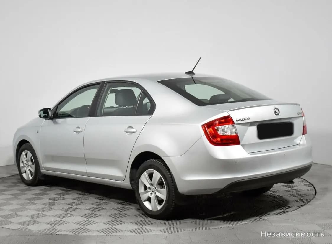 Skoda Rapid 2017 с пробегом — фото 7