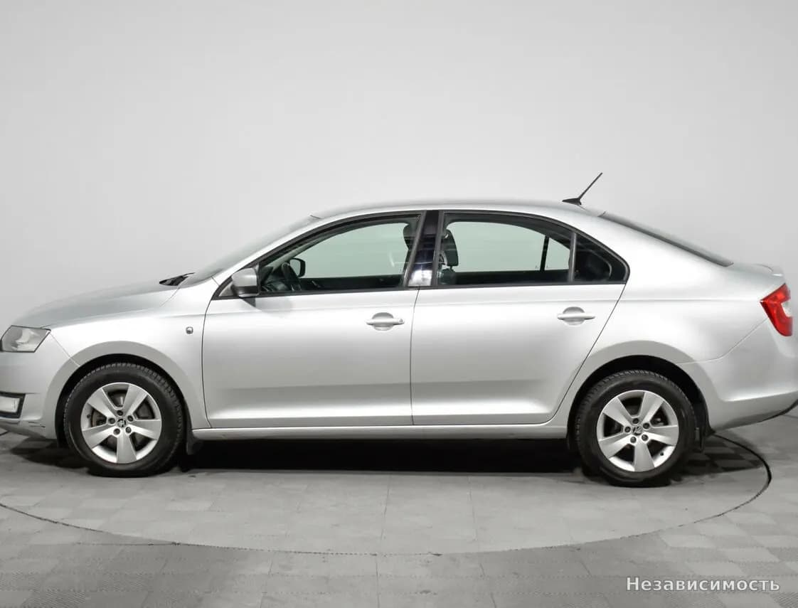 Skoda Rapid 2017 с пробегом — фото 8