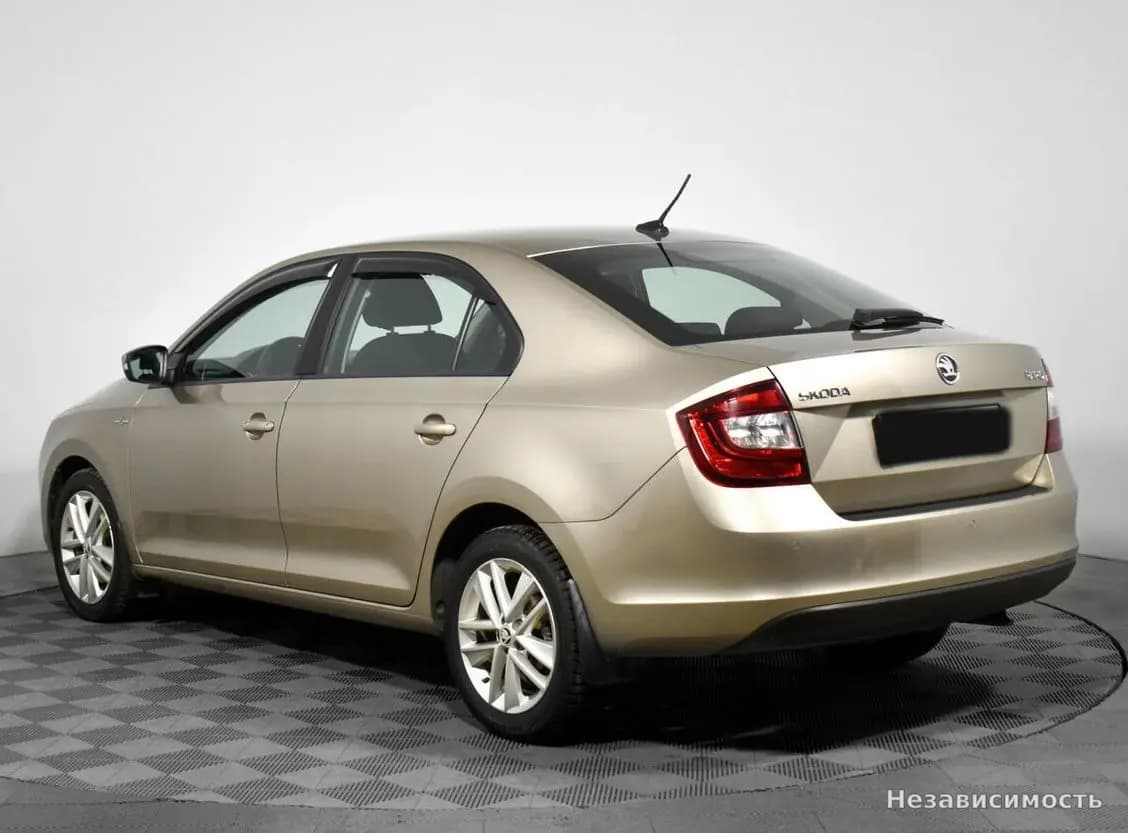Skoda Rapid 2019 с пробегом — фото 7
