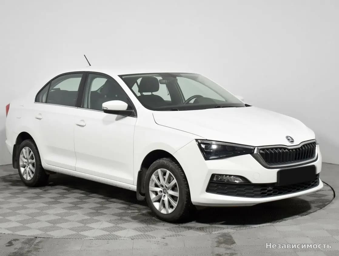 Skoda Rapid 2021 с пробегом — фото 3