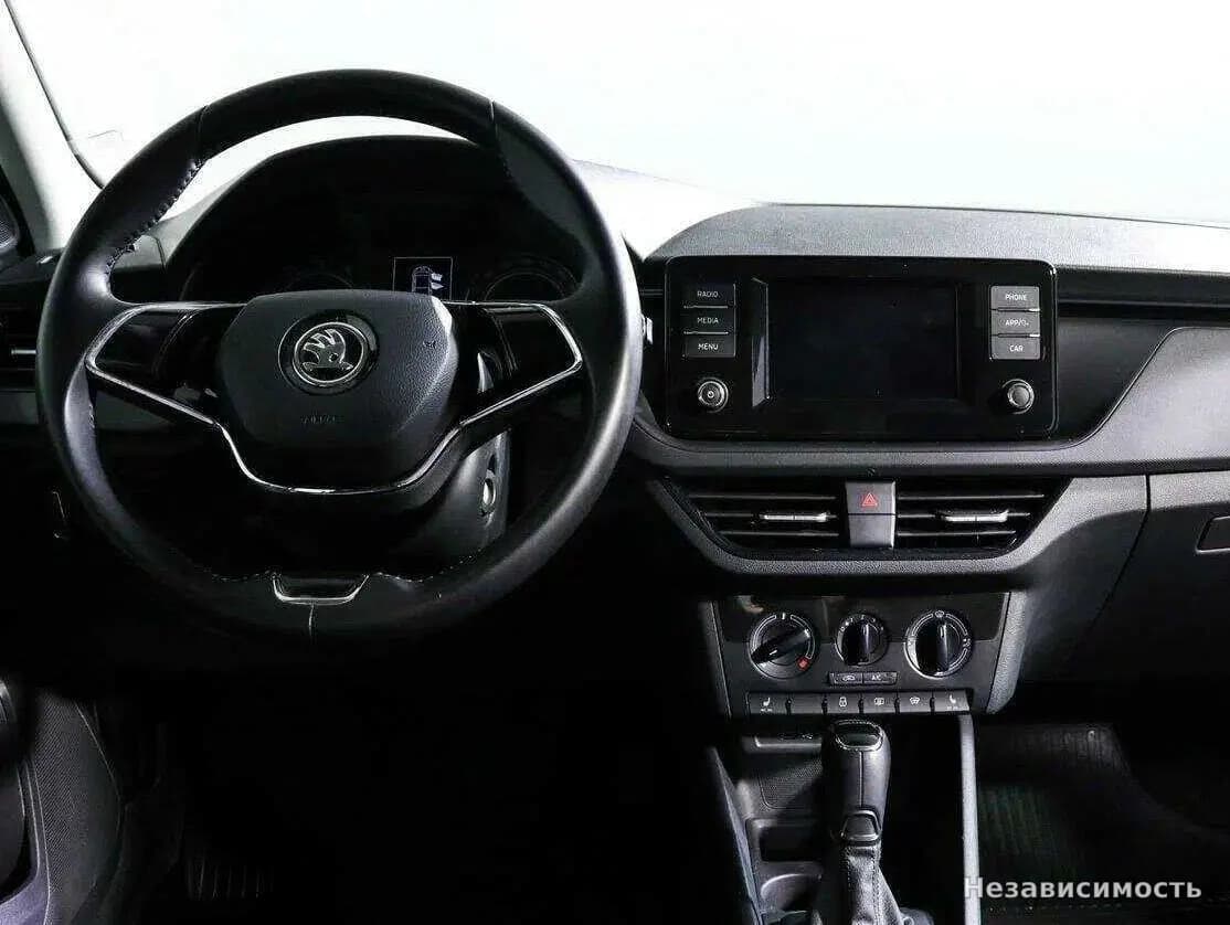 Skoda Rapid 2021 с пробегом — фото 10
