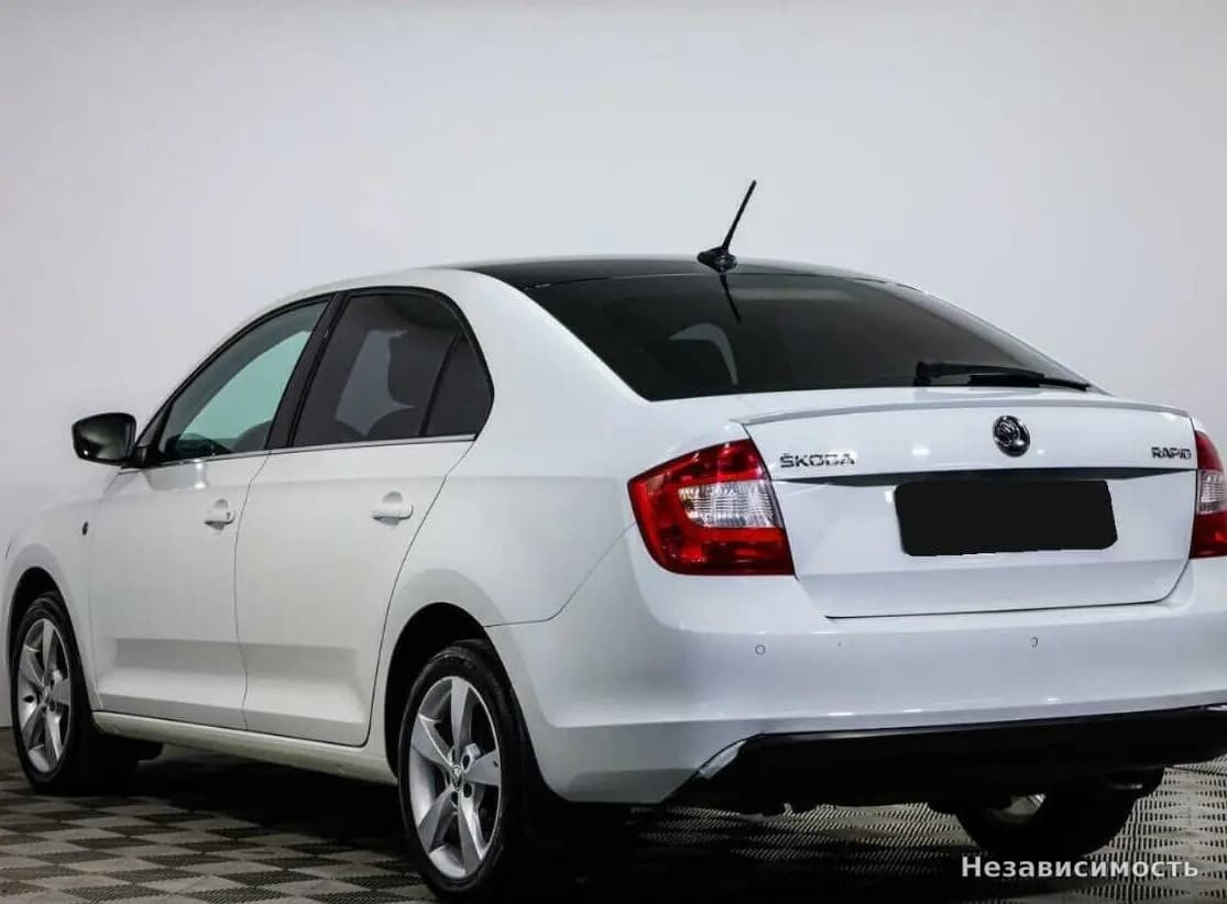 Skoda Rapid 2017 с пробегом — фото 6