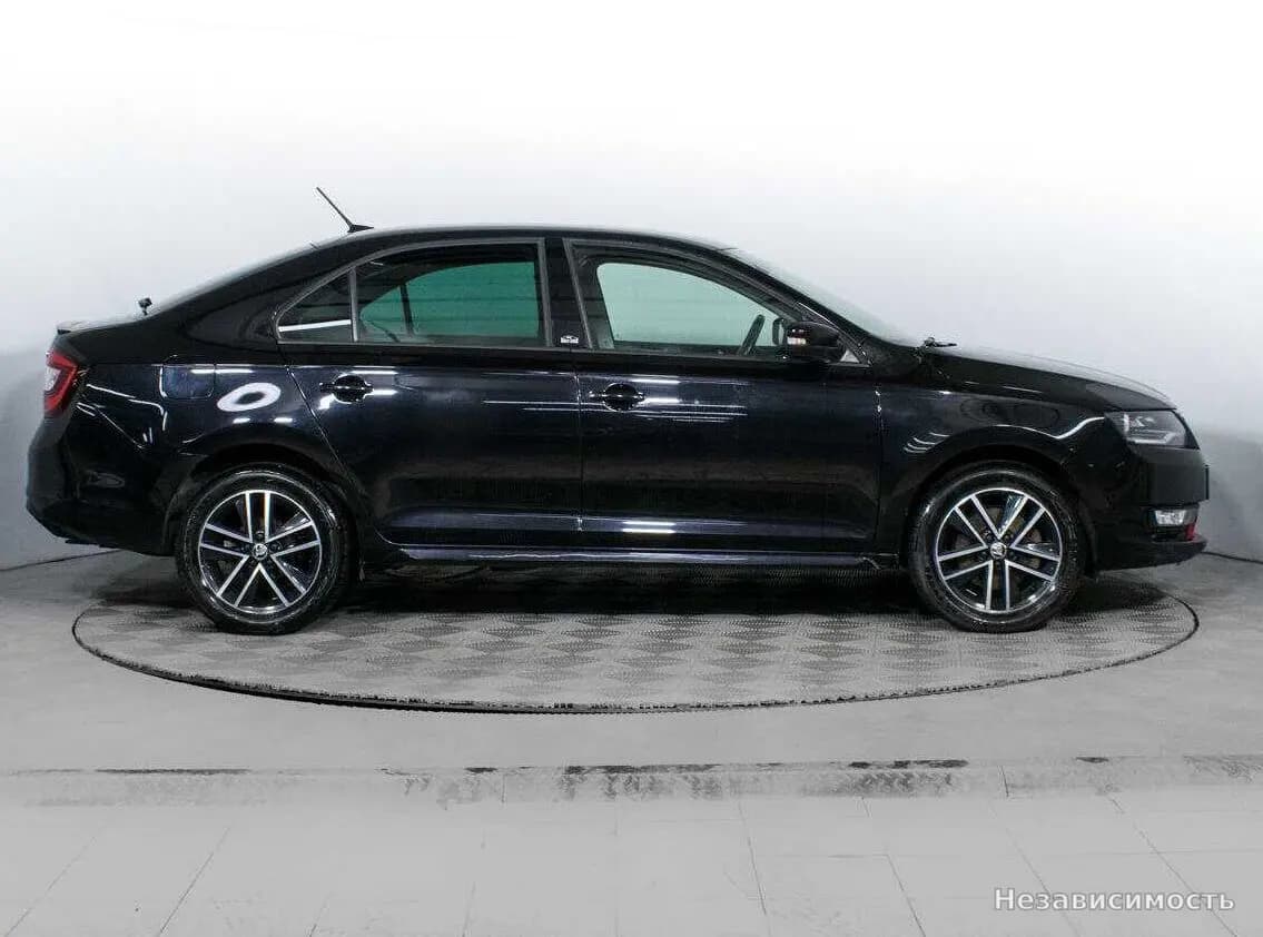 Skoda Rapid 2018 с пробегом — фото 4