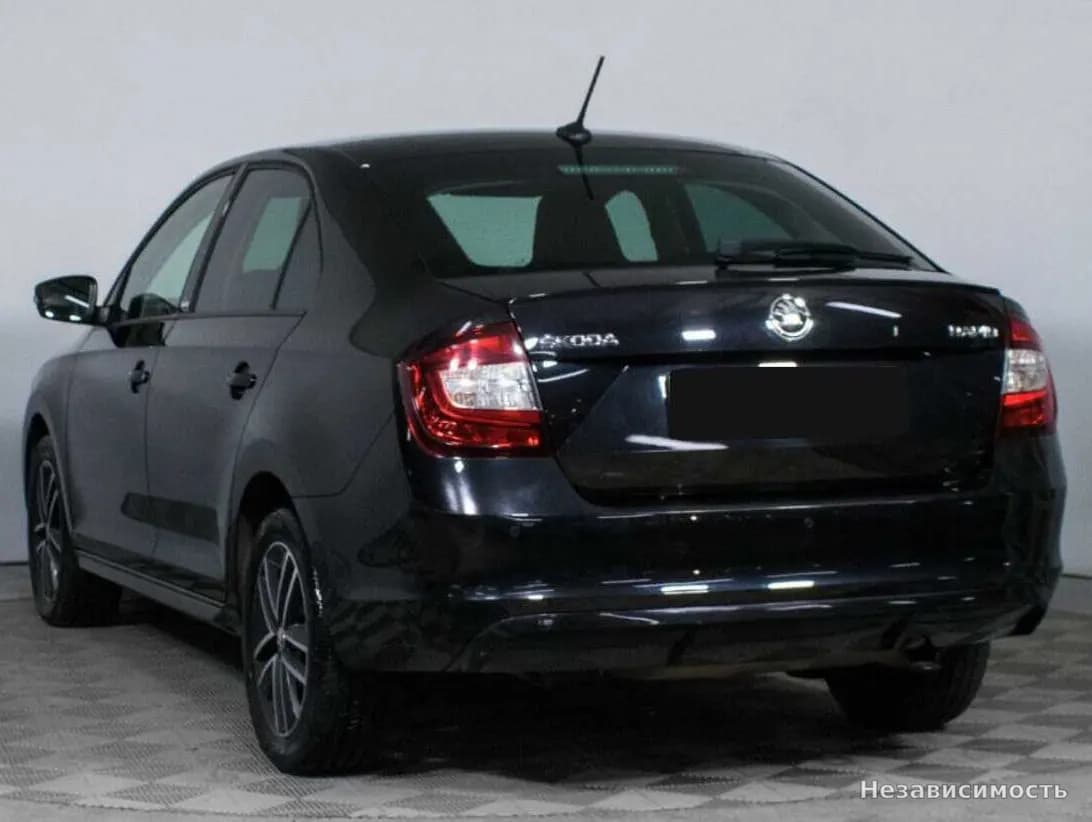 Skoda Rapid 2018 с пробегом — фото 7