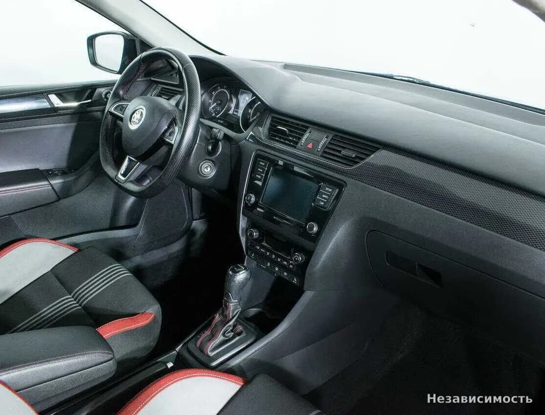 Skoda Rapid 2018 с пробегом — фото 9