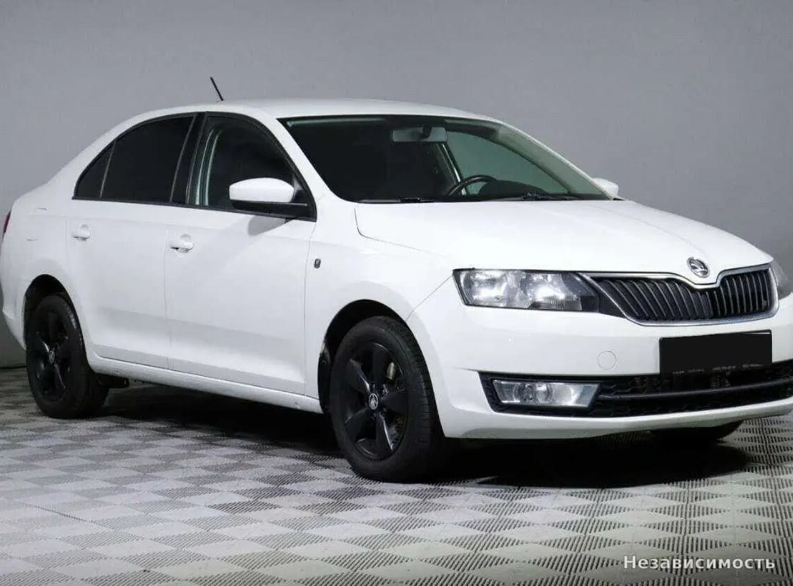 Skoda Rapid 2014 с пробегом — фото 3