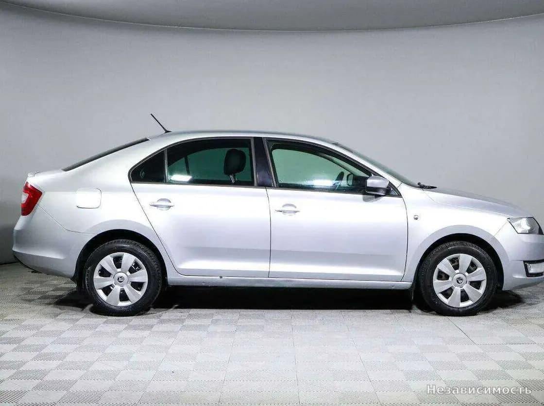 Skoda Rapid 2016 с пробегом — фото 4