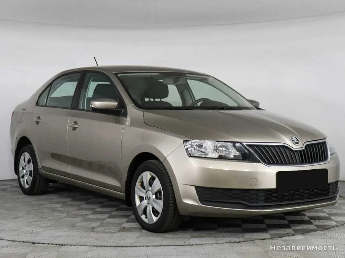 Skoda Rapid 2018 с пробегом — фото 3