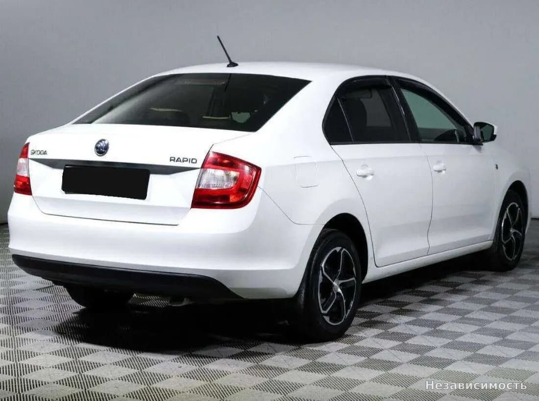 Skoda Rapid 2016 с пробегом — фото 4