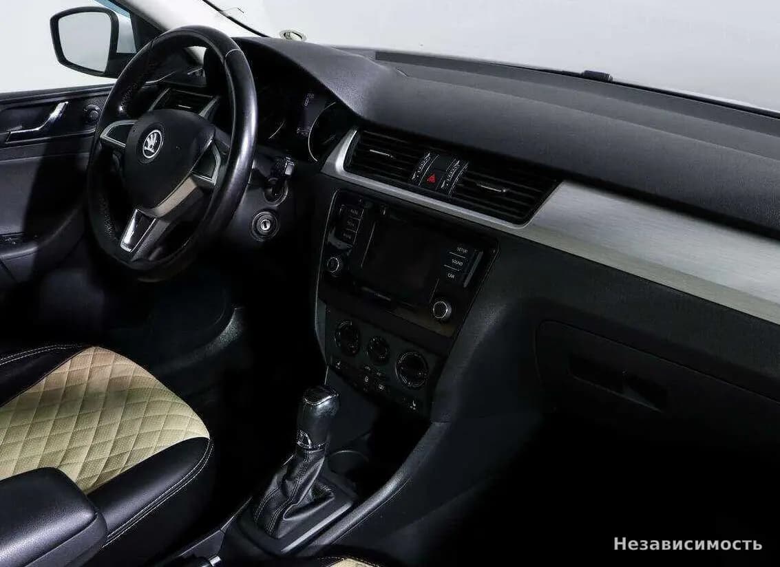 Skoda Rapid 2016 с пробегом — фото 6