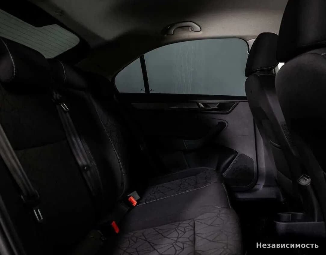 Skoda Rapid 2019 с пробегом — фото 9