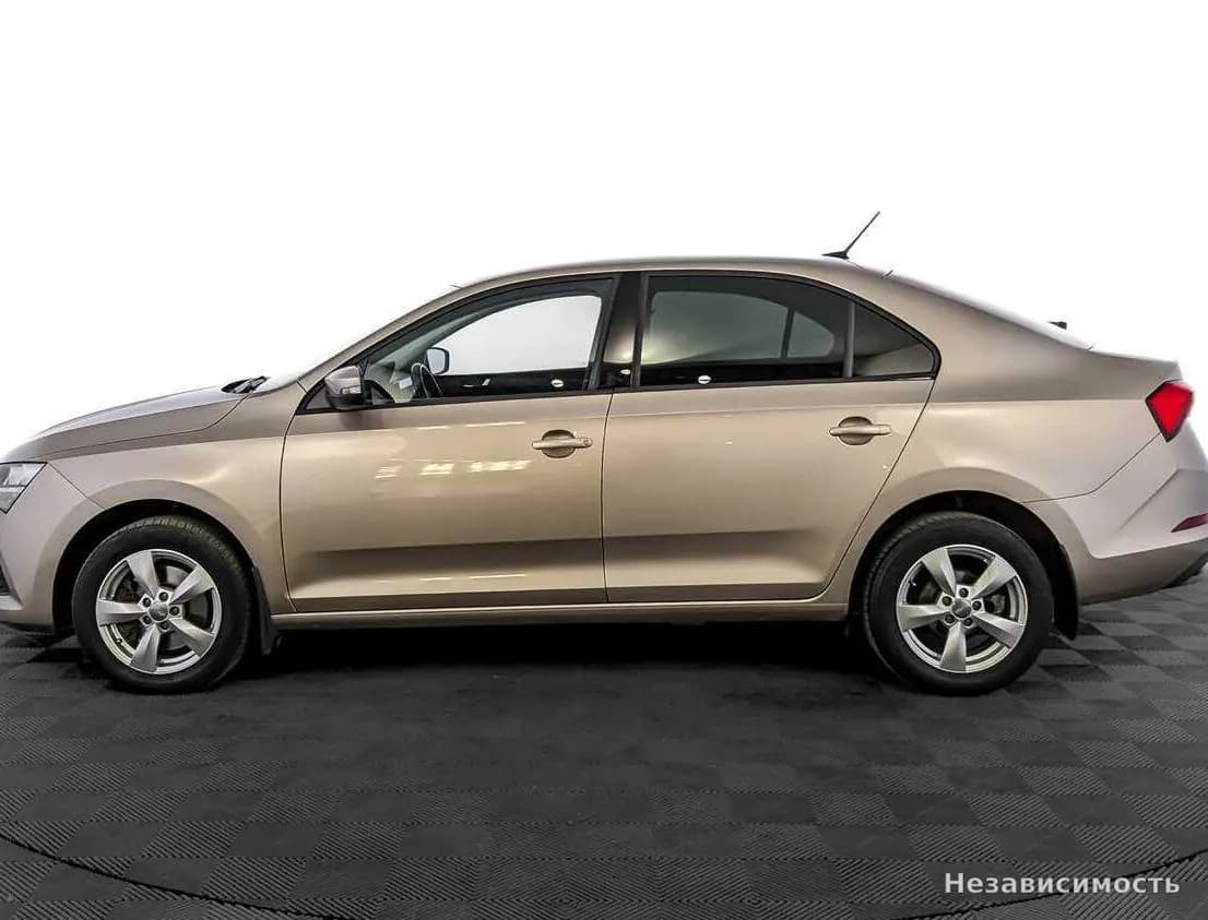 Skoda Rapid 2020 с пробегом — фото 8
