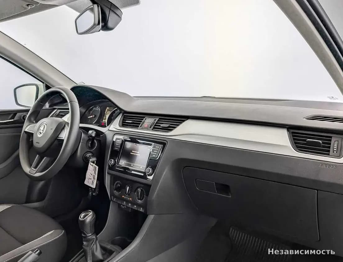 Skoda Rapid 2019 с пробегом — фото 9