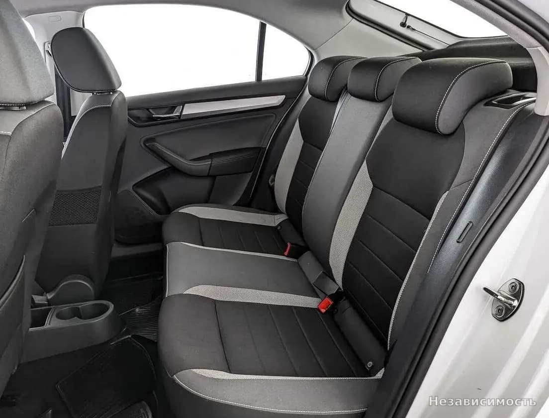 Skoda Rapid 2019 с пробегом — фото 10