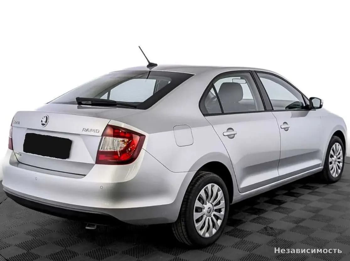 Skoda Rapid 2018 с пробегом — фото 5