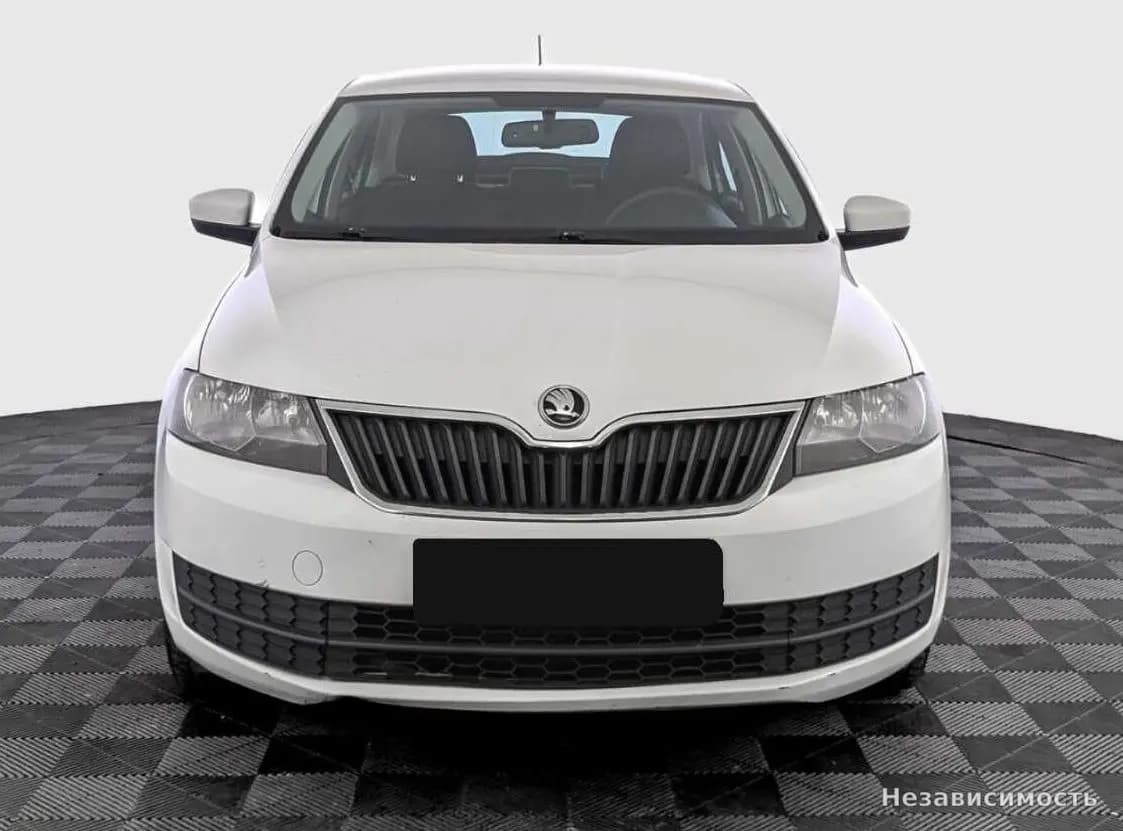 Skoda Rapid 2015 с пробегом — фото 2