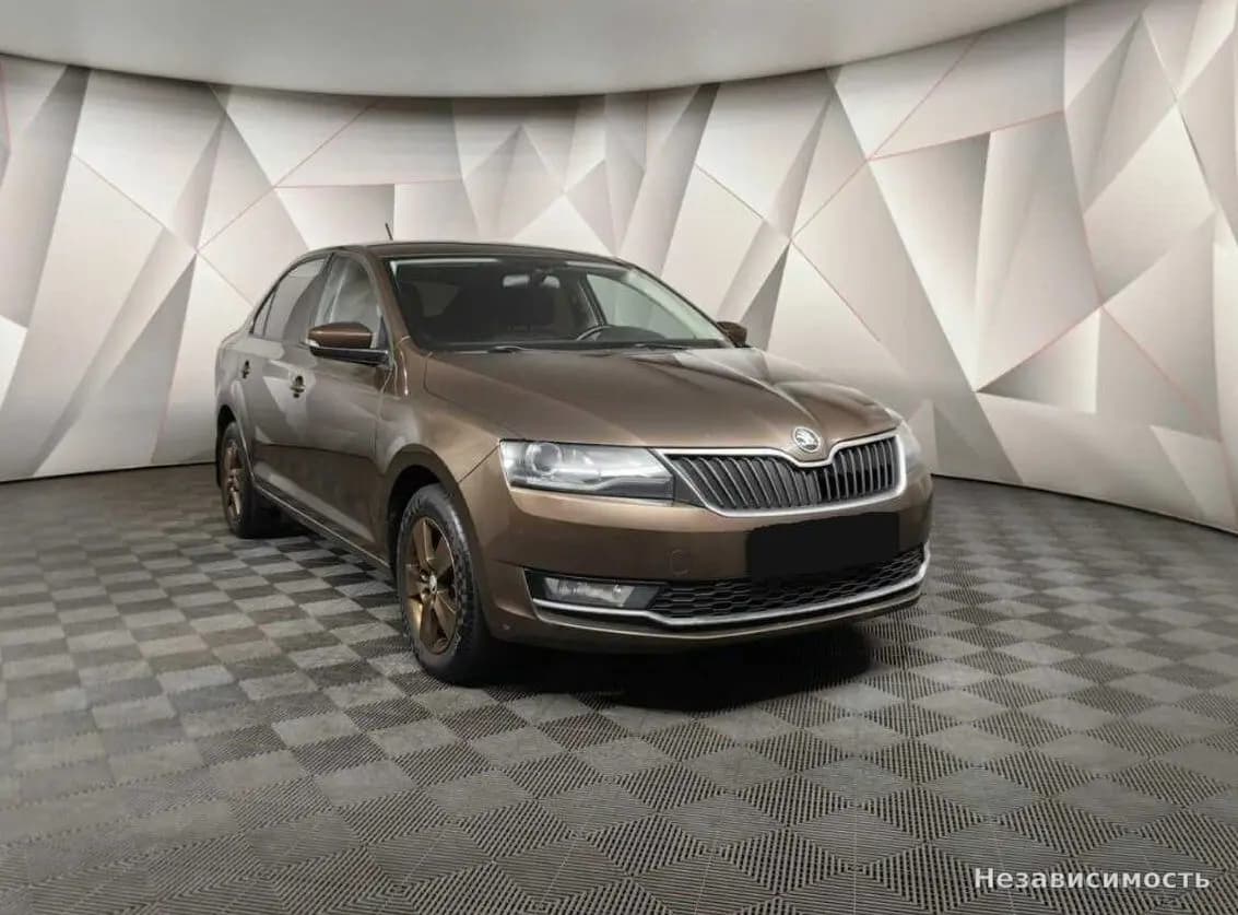 Skoda Rapid 2018 с пробегом — фото 3
