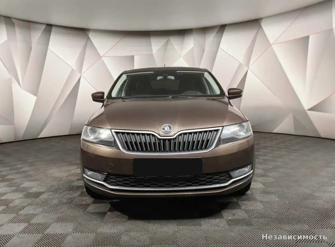 Skoda Rapid 2018 с пробегом — фото 7