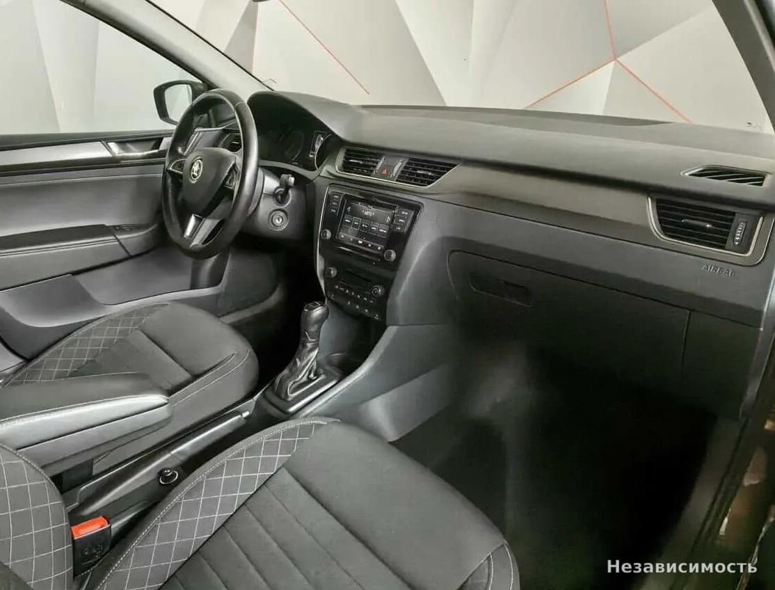 Skoda Rapid 2018 с пробегом — фото 9