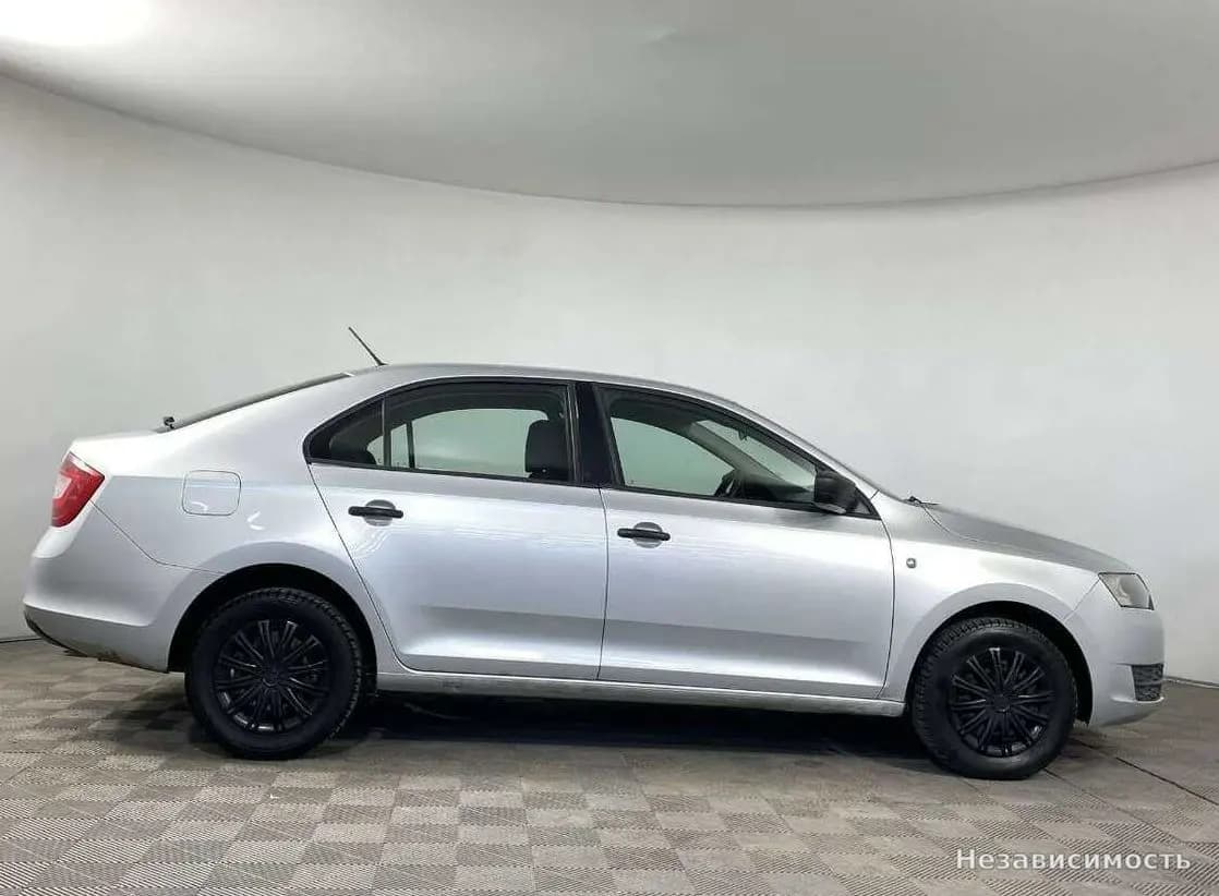 Skoda Rapid 2016 с пробегом — фото 3