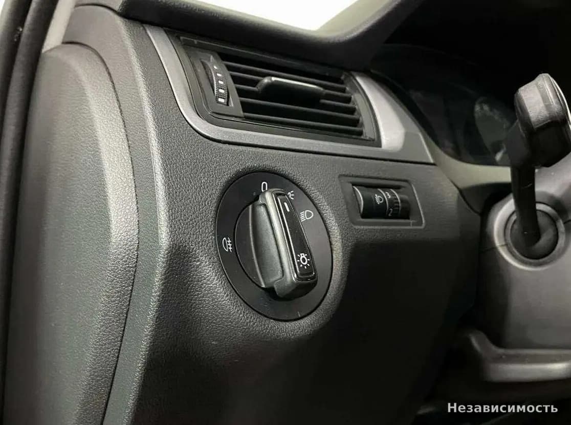 Skoda Rapid 2016 с пробегом — фото 8
