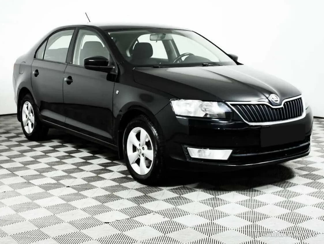 Skoda Rapid 2014 с пробегом — фото 3