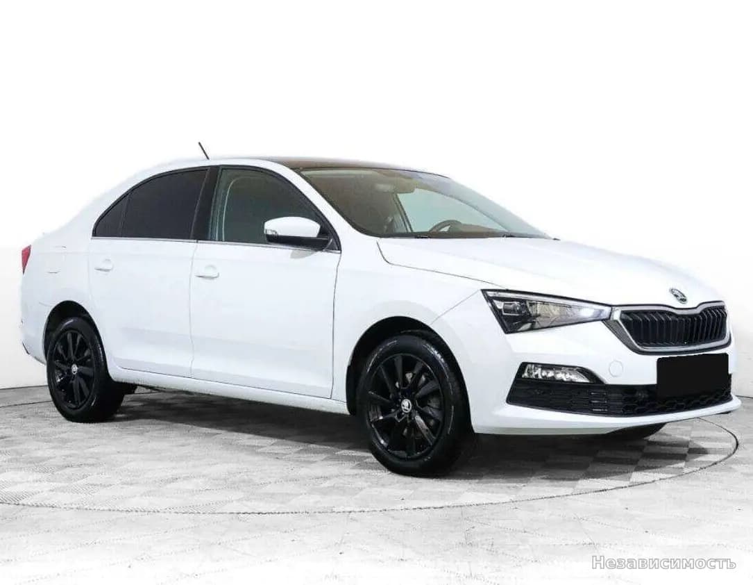 Skoda Rapid 2022 с пробегом — фото 3