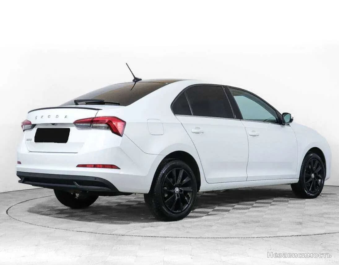 Skoda Rapid 2022 с пробегом — фото 5