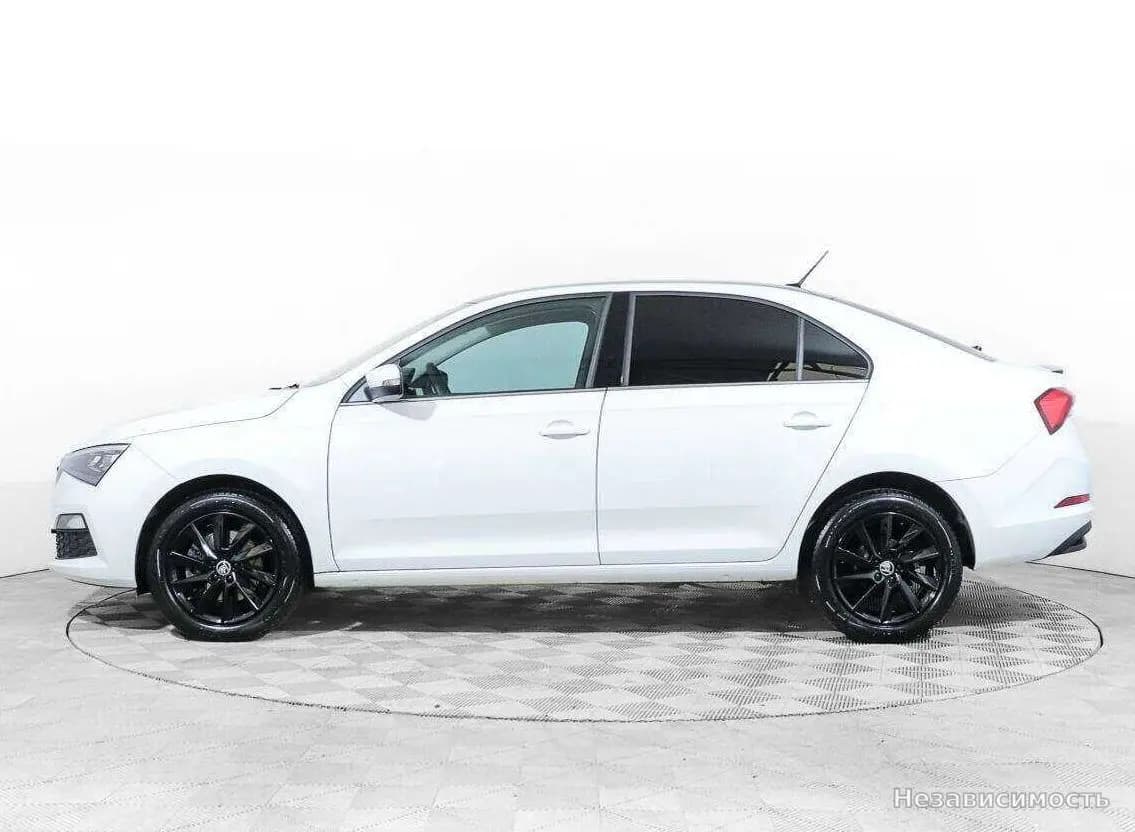 Skoda Rapid 2022 с пробегом — фото 8