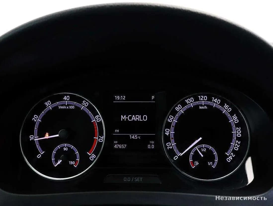 Skoda Rapid 2017 с пробегом — фото 10