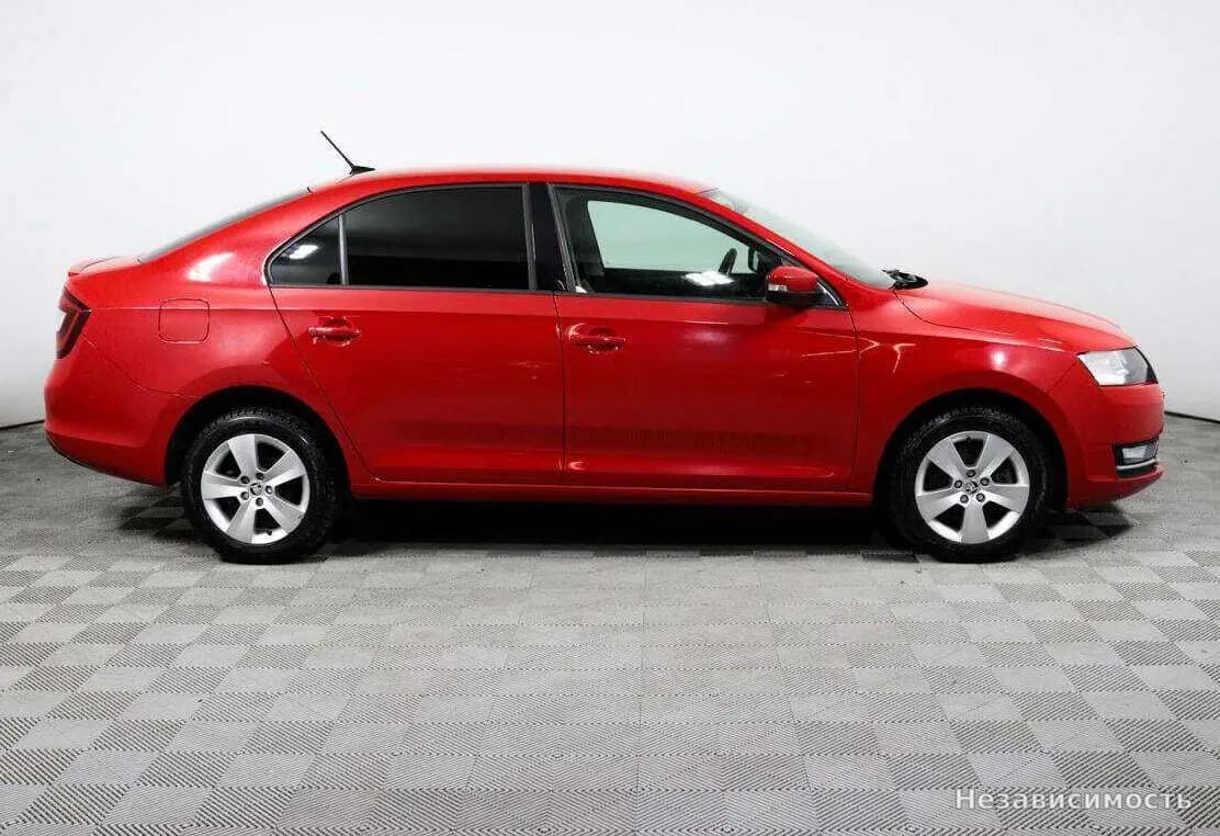 Skoda Rapid 2018 с пробегом — фото 4