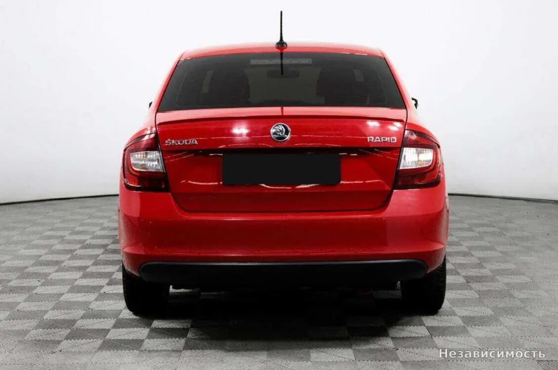 Skoda Rapid 2018 с пробегом — фото 6