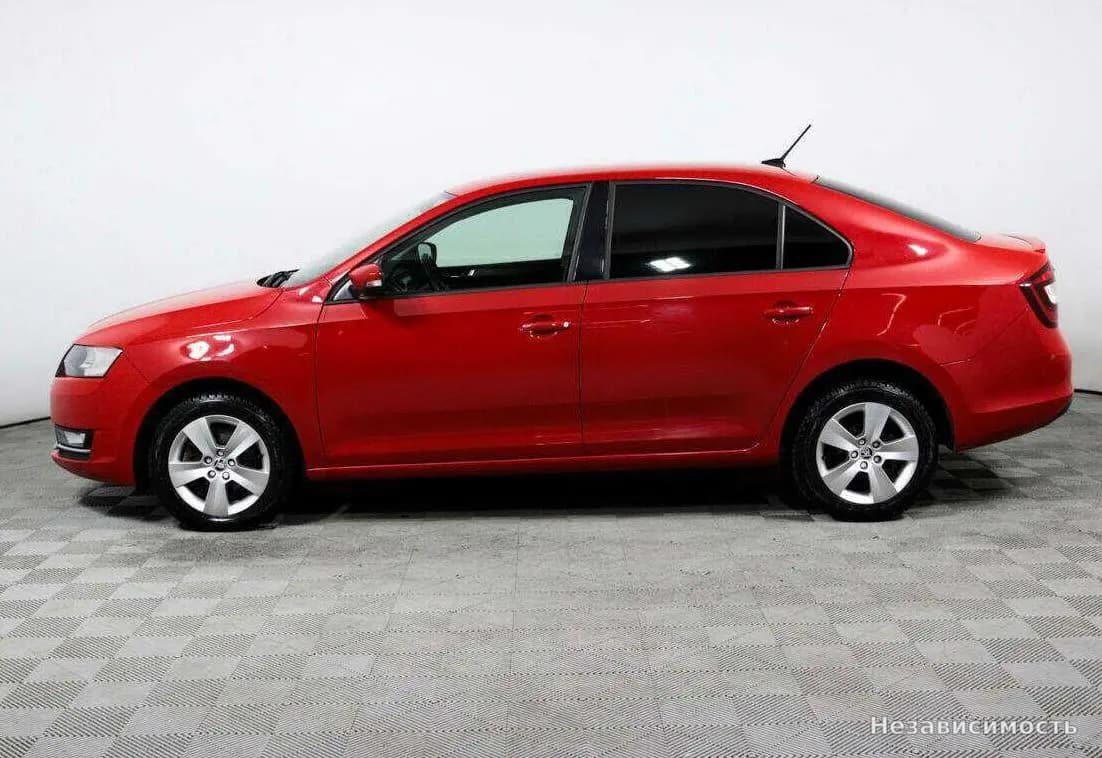 Skoda Rapid 2018 с пробегом — фото 8