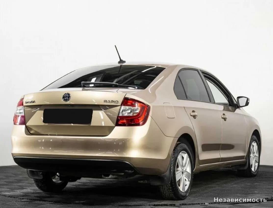 Skoda Rapid 2019 с пробегом — фото 4