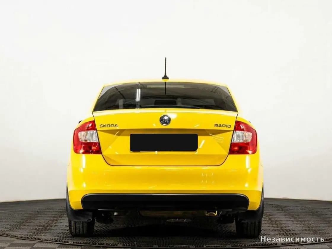 Skoda Rapid 2017 с пробегом — фото 5
