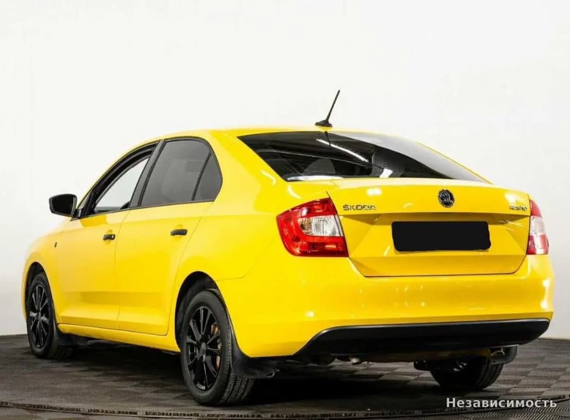 Skoda Rapid 2017 с пробегом — фото 6