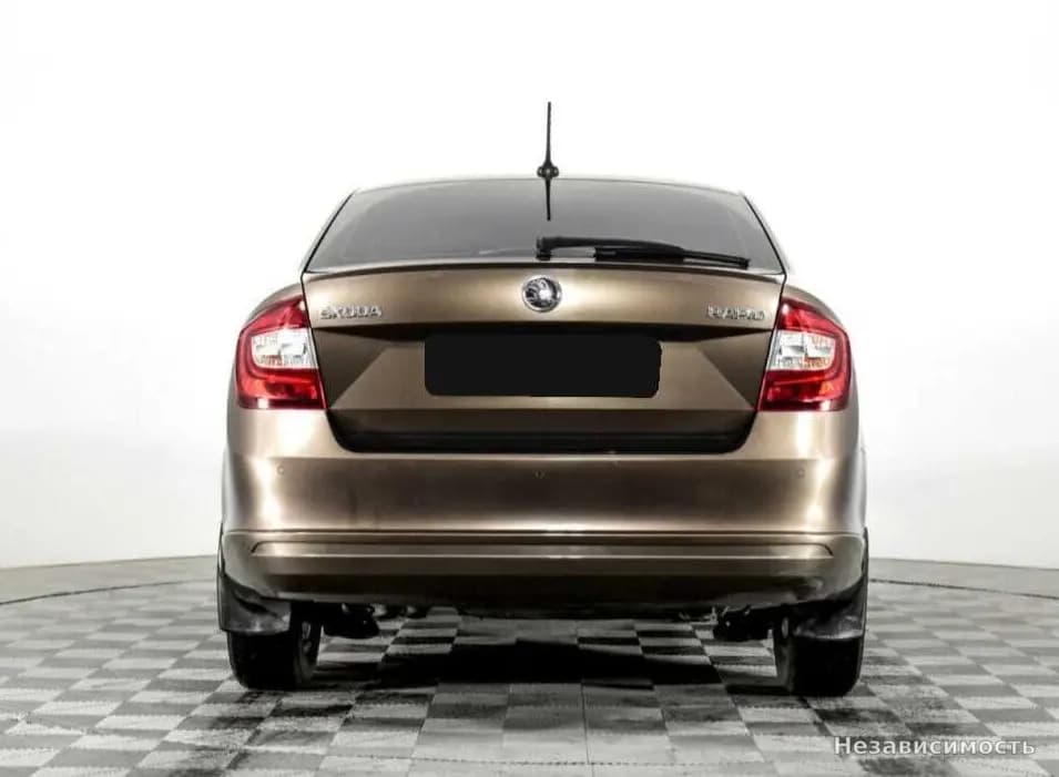 Skoda Rapid 2017 с пробегом — фото 6