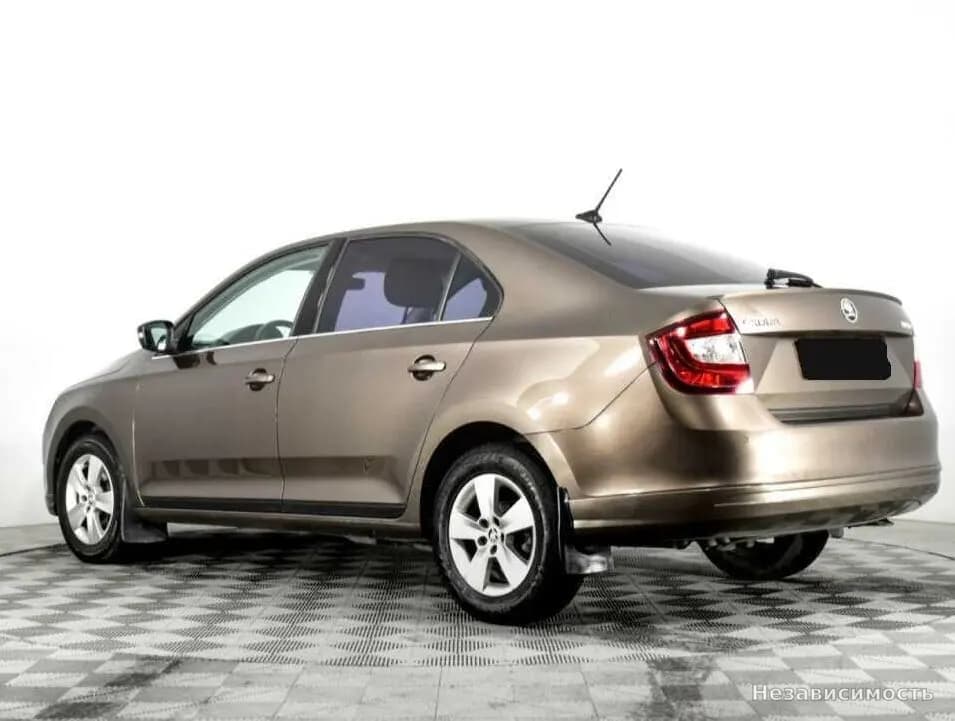 Skoda Rapid 2017 с пробегом — фото 7