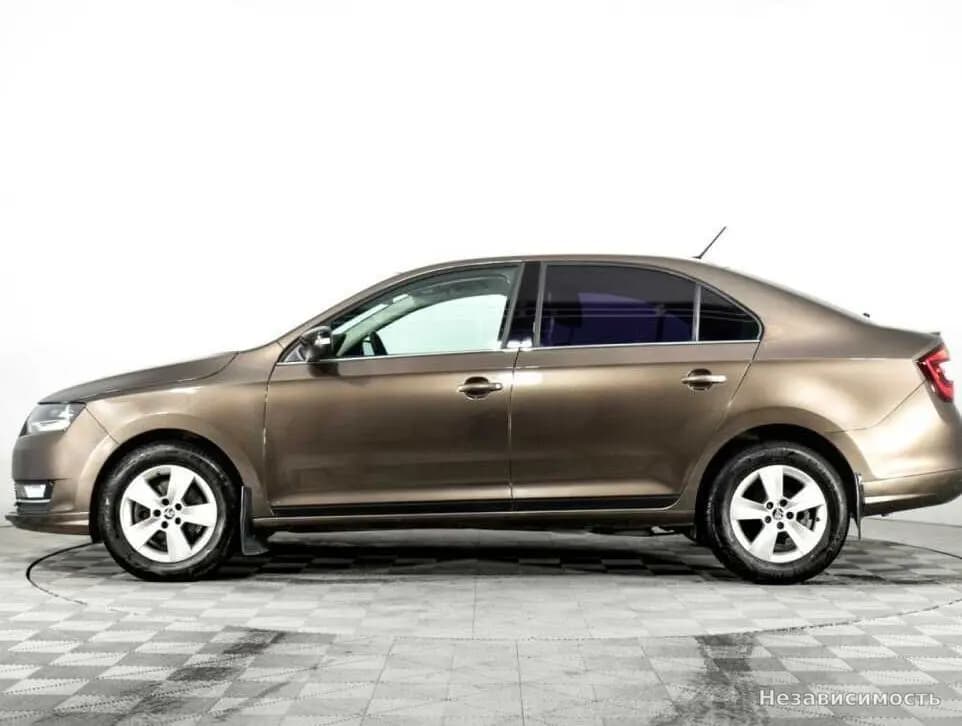 Skoda Rapid 2017 с пробегом — фото 8