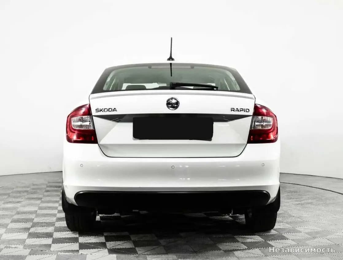 Skoda Rapid 2018 с пробегом — фото 6
